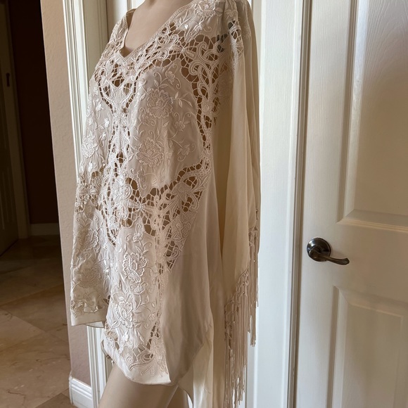 4 Love And Liberty Silk Lace Poncho Blouse L - Picture 2 of 5